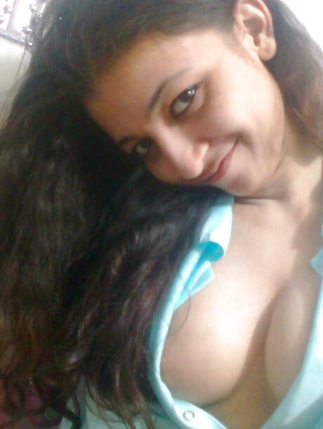 Fuck My Indian GF xxx picture collection featuring Indian Babe in xxx hardcore scene